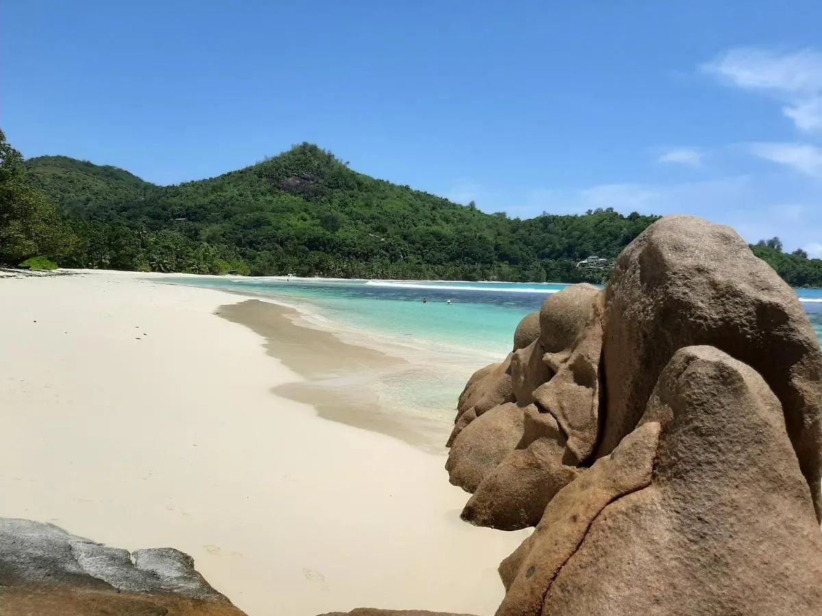 A Peace In Paradise Anse Royale 0*,